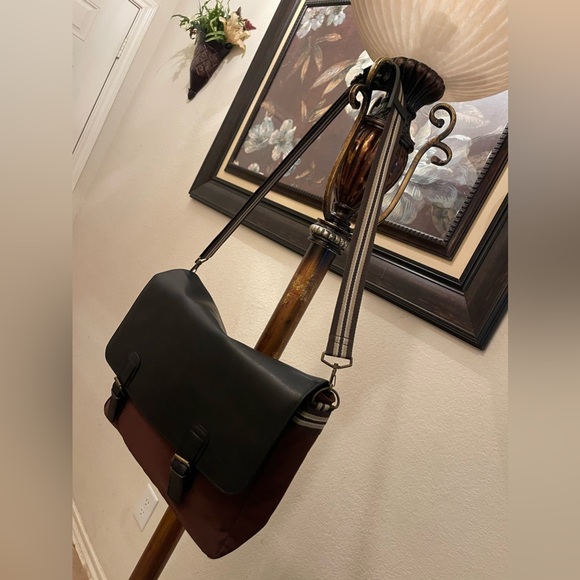 Zare Man please check all picture of condition - Picture 6 of 17